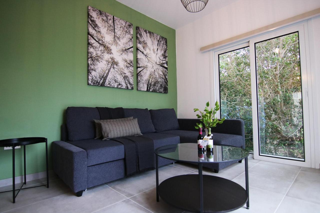 Phaedrus Living: Seaside Modern Flat Limnaria 123 Lejlighed Paphos Eksteriør billede