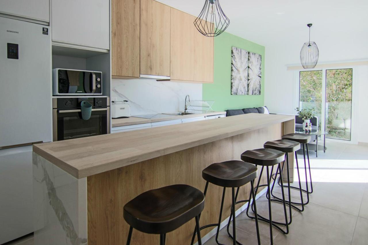 Phaedrus Living: Seaside Modern Flat Limnaria 123 Lejlighed Paphos Eksteriør billede
