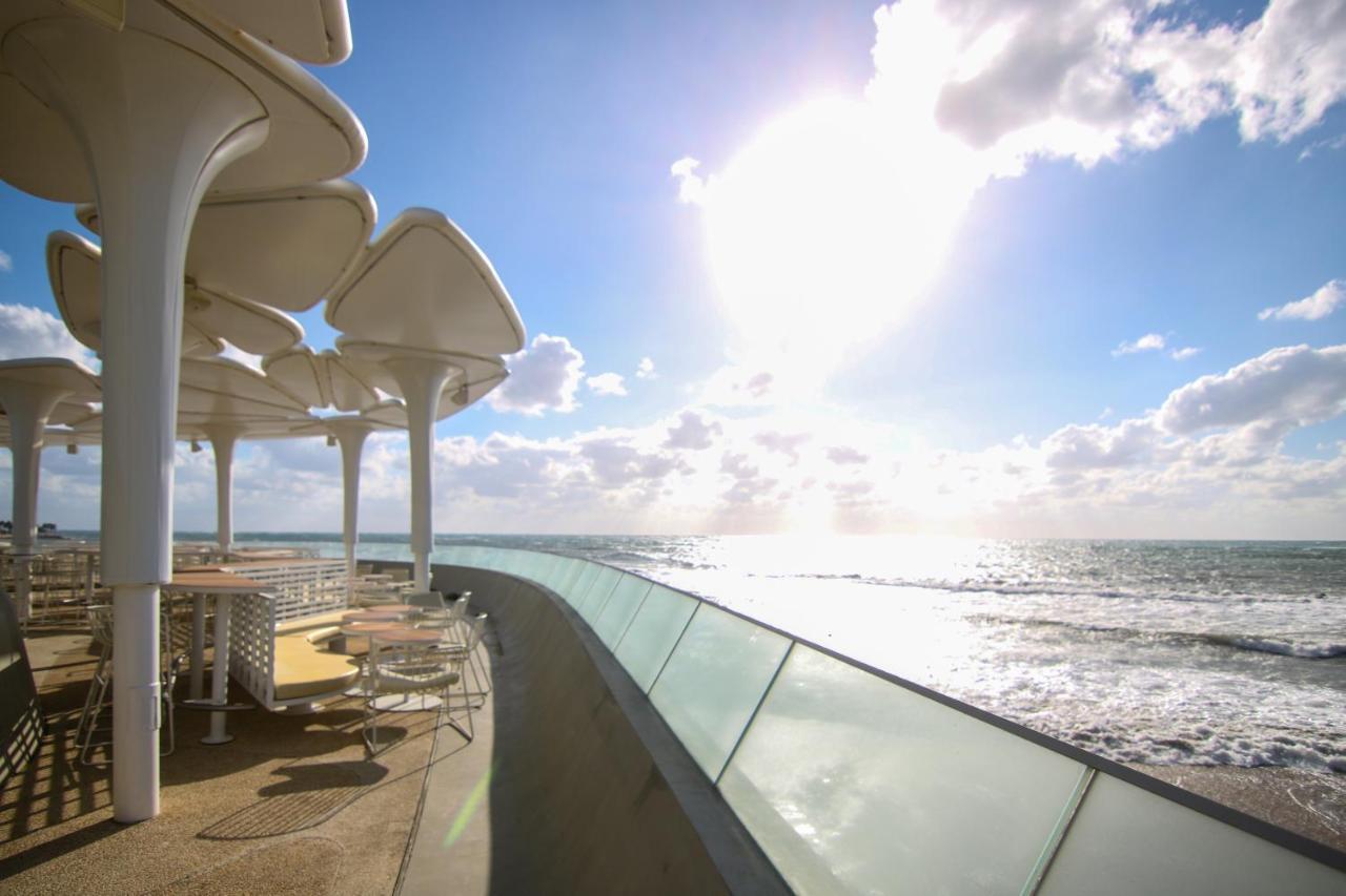 Phaedrus Living: Seaside Modern Flat Limnaria 123 Lejlighed Paphos Eksteriør billede