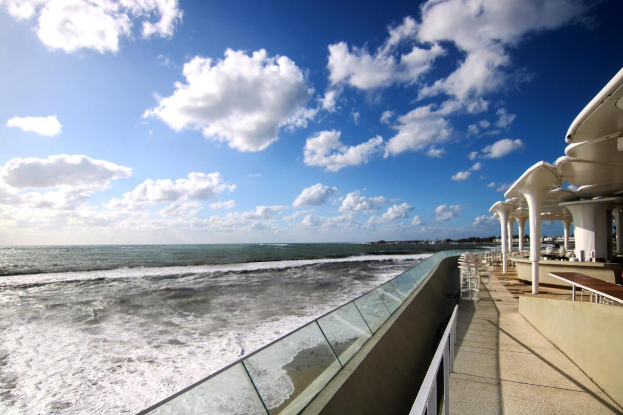 Phaedrus Living: Seaside Modern Flat Limnaria 123 Lejlighed Paphos Eksteriør billede
